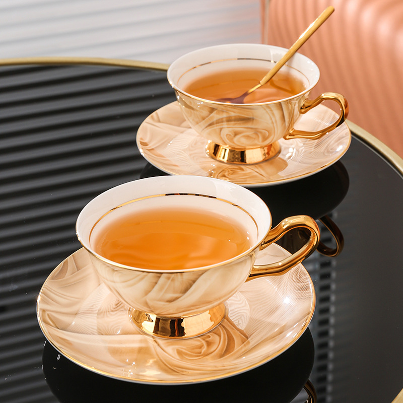 Coffee Tea Set - Exquisites Souvenir Bone China Kaffeetasse Untertasse