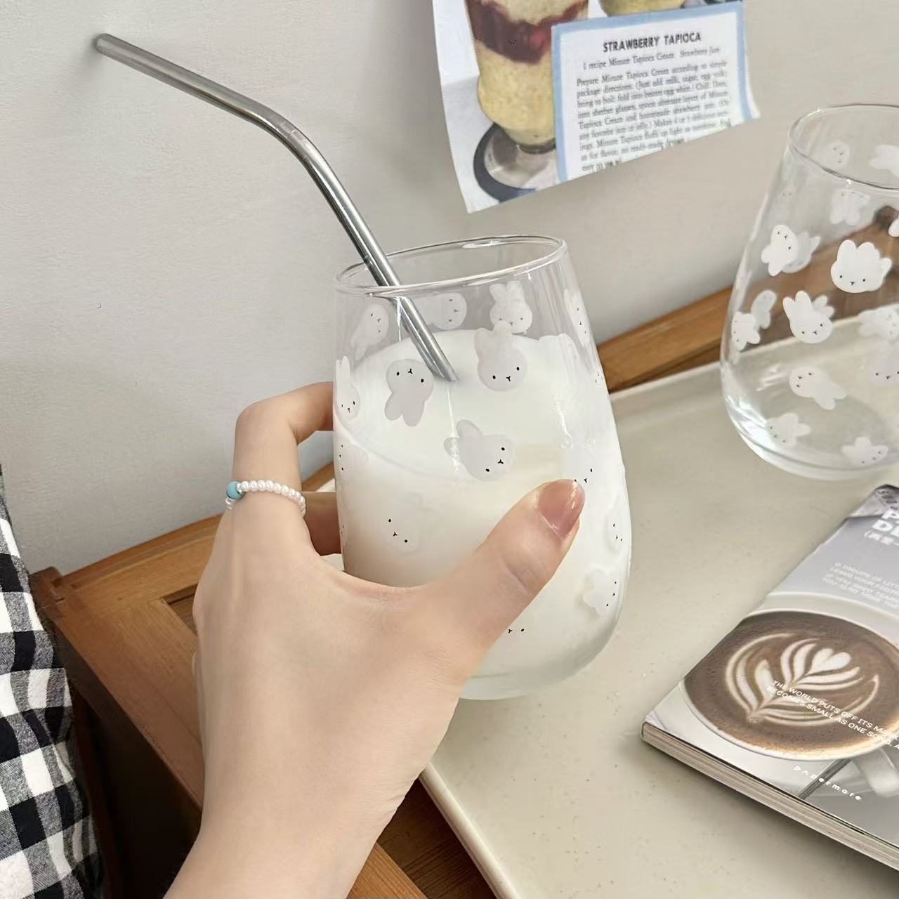 Niedlicher Miffy-Kaninchen-Dru – Coffee Tea & Company Bewertung und Preis