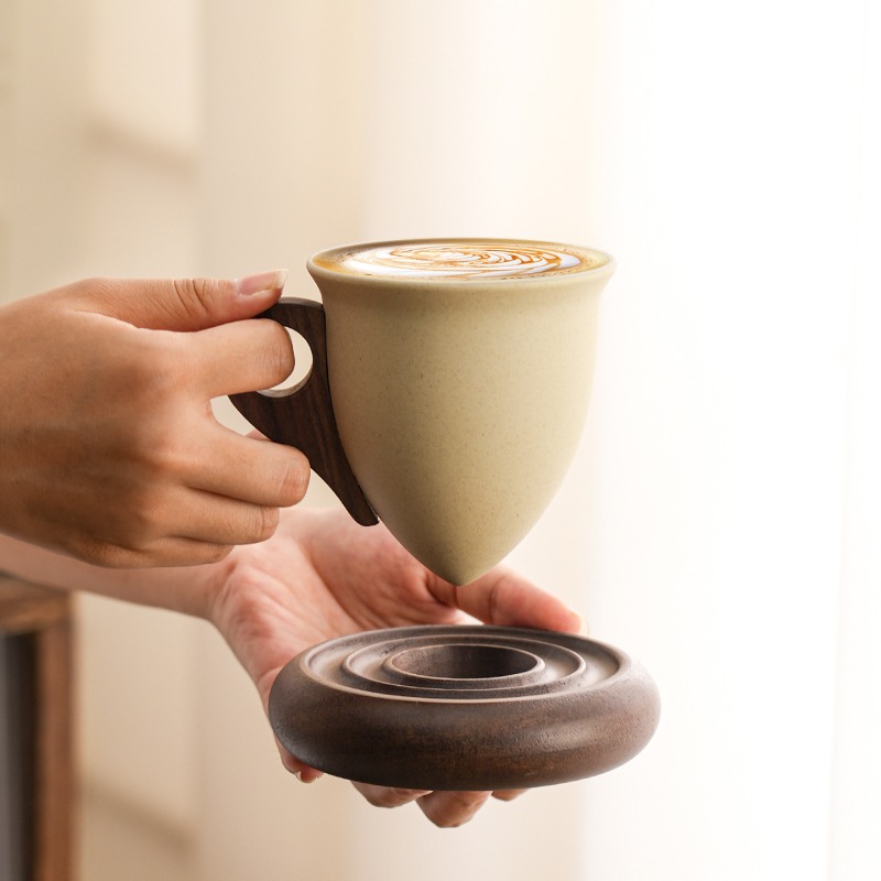 Kreative braune Keramik- und H – Coffee Tea Gardens Bewertung und Preis