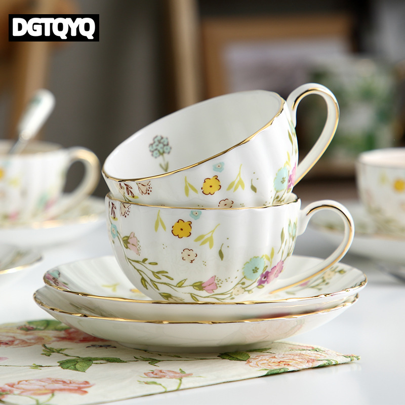 2-teiliges Vintage Blumenmuste – Coffee Tea Set Up Bewertung und Preis